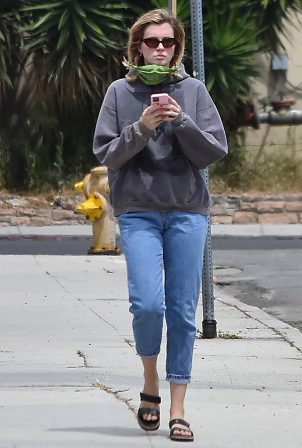 Ireland Baldwin - Out and about in Los Angeles