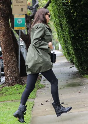 Irina Shayk at a doctors office in Beverly Hills