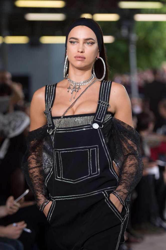 Irina Shayk - Givenchy 2016 Fashion Show in Paris