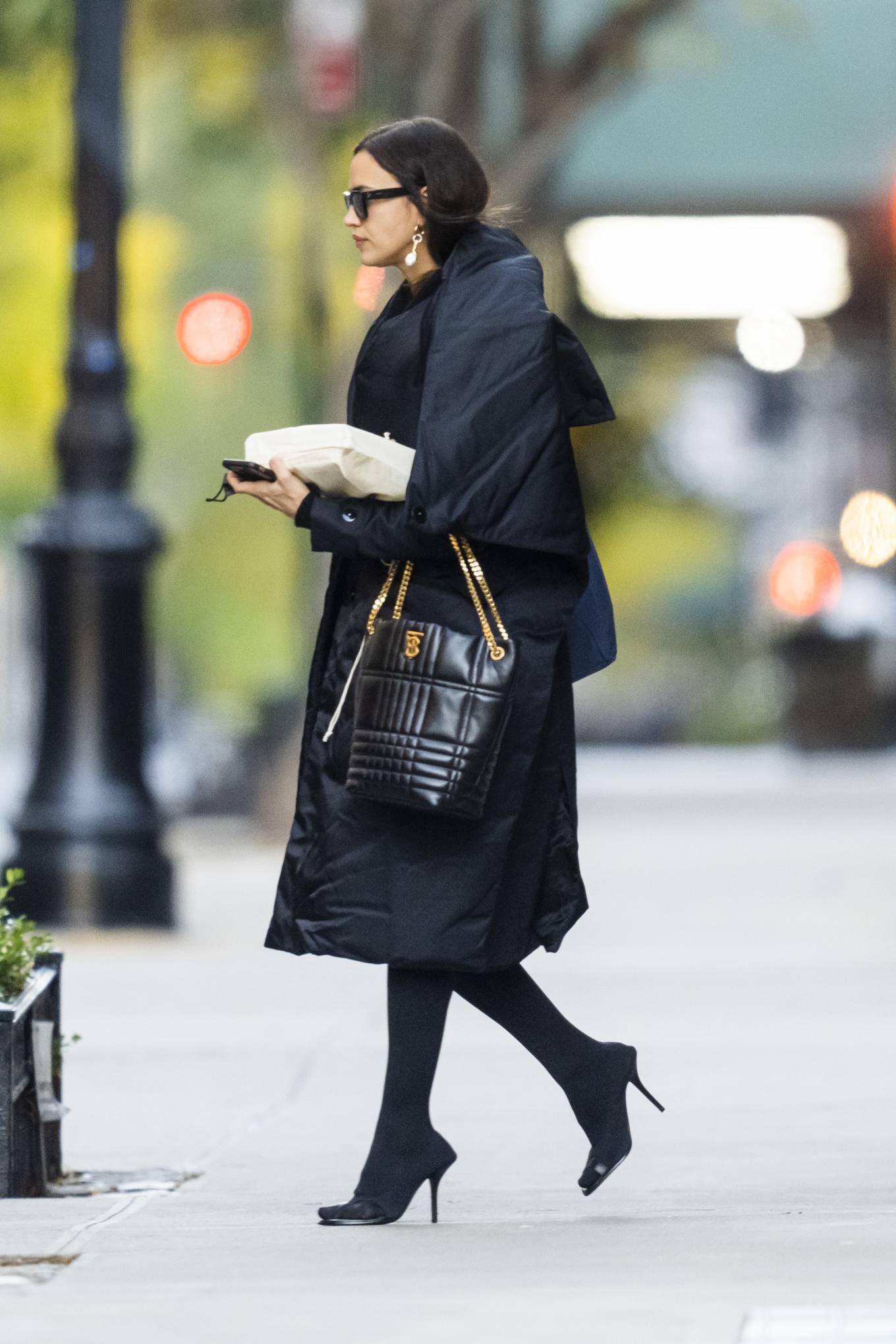 Irina Shayk - Heading out for Thanksgiving Dinner in New York City
