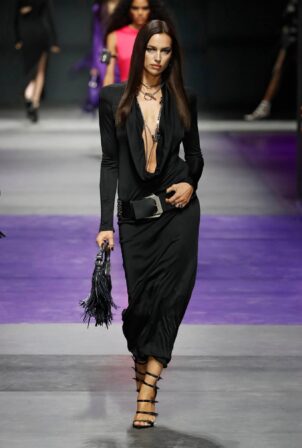 Irina Shayk - Runway of the Versace Fashion Show during the Milan Fashion Week