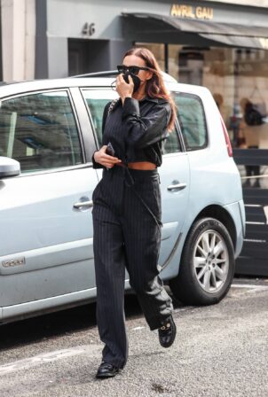 Irina Shayk - Seen leaving fitting session during Paris Fashion Week 2021