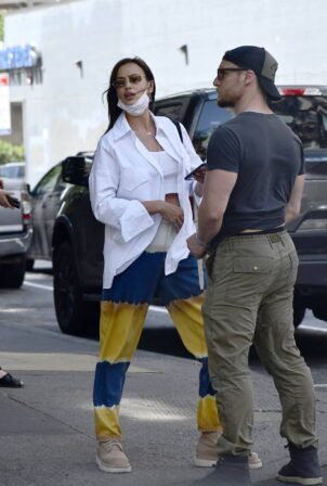 Irina Shayk - Seen with Hilary Duff's ex-boyfriend Jason Walsh in New York