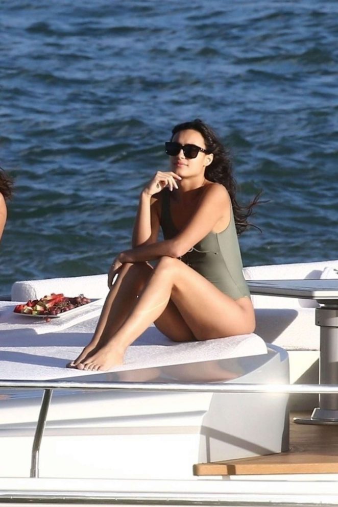 Isabela Rangel in Swimsuit on a yacht in Miami