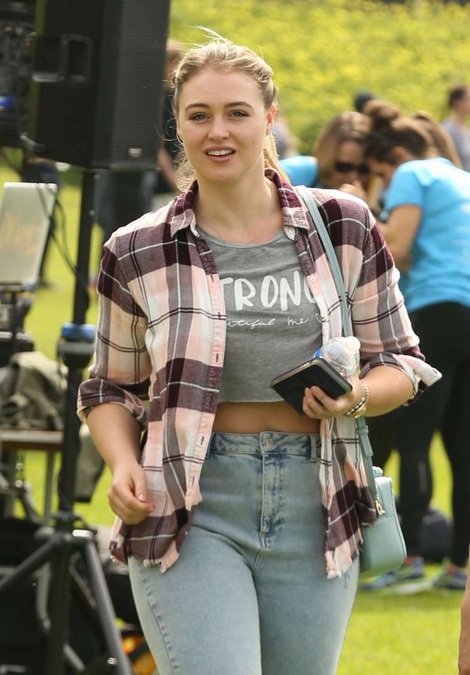 Iskra Lawrence at Neda Walk Event in Los Angeles