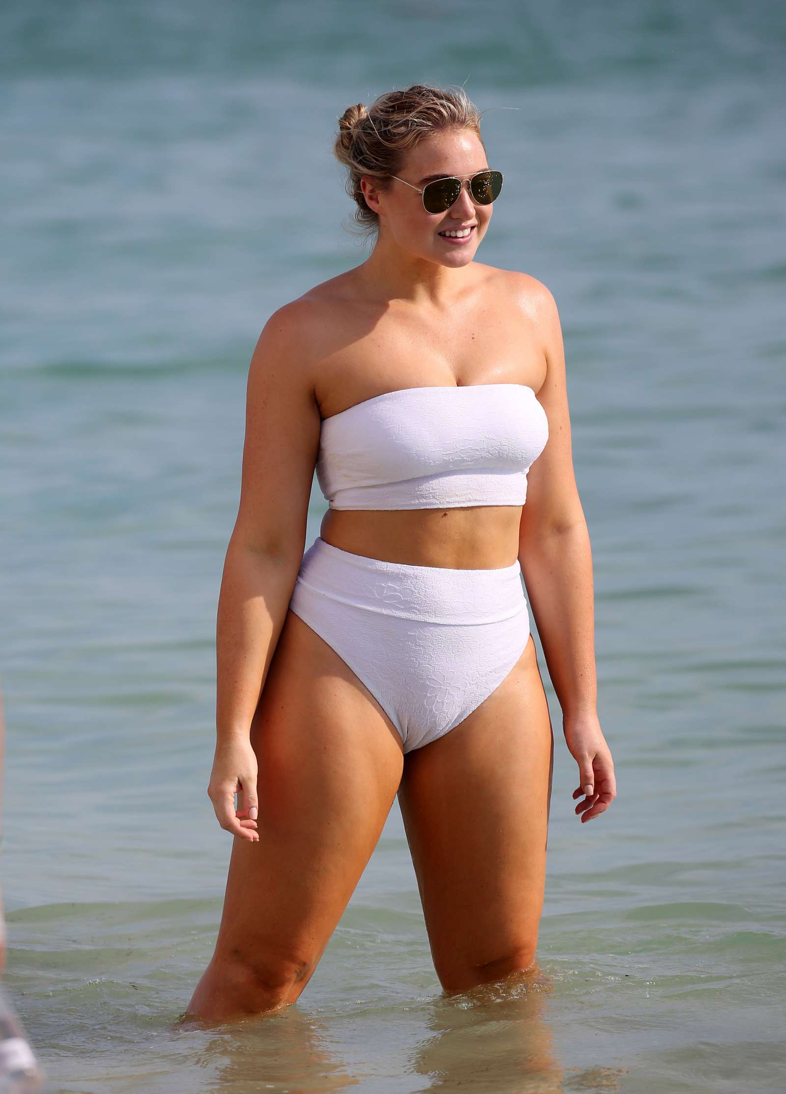 Chubby cameltoes - 🧡 Iskra Lawrence - Página 2 - abroparaguas.com.