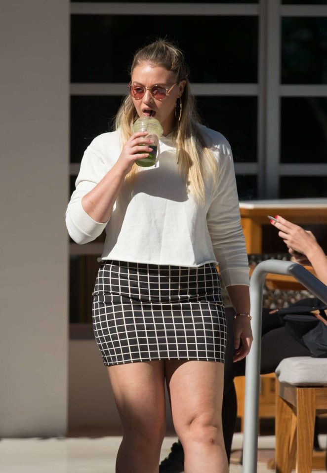 Iskra Lawrence in Short Skirt - Leaves her hotel in Miami