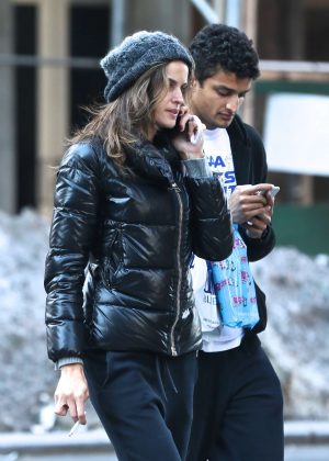Izabel Goulart with her brother shopping in New York