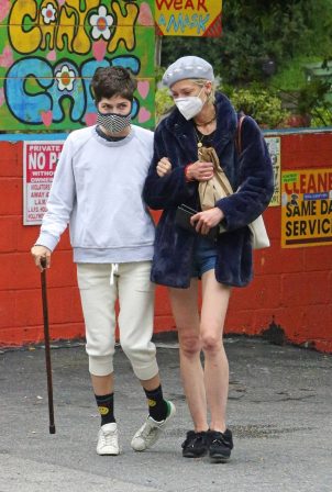 Jaime King and Selma Blair - Leave the Laurel Canyon Country Store in the Hollywood Hills