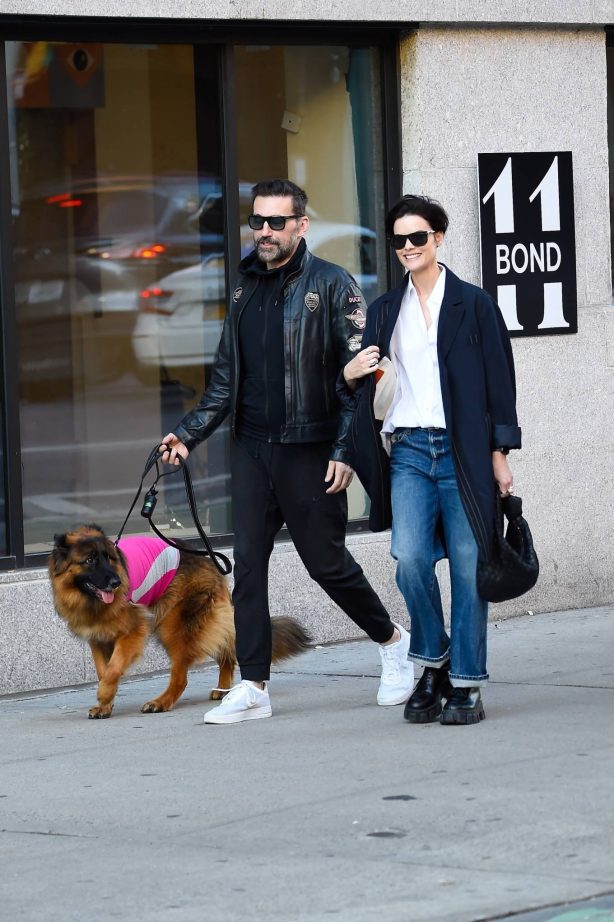 Jaimie Alexander - Walking their dog in Soho