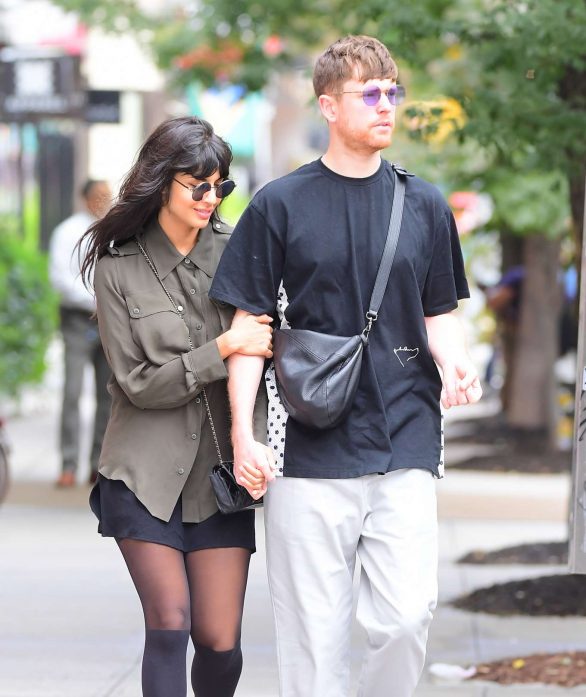 Jameela Jamil and boyfriend James Blake Pack - Out in NYC