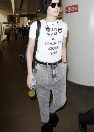Jamie Alexander - Arrives at the LAX International Airport in LA