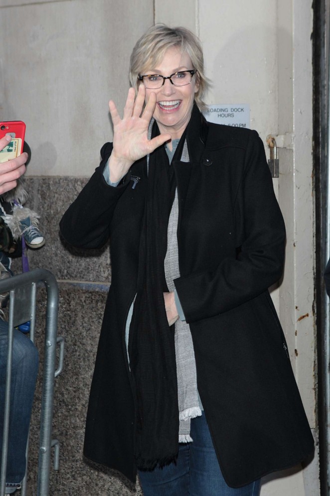 Jane Lynch out in New York
