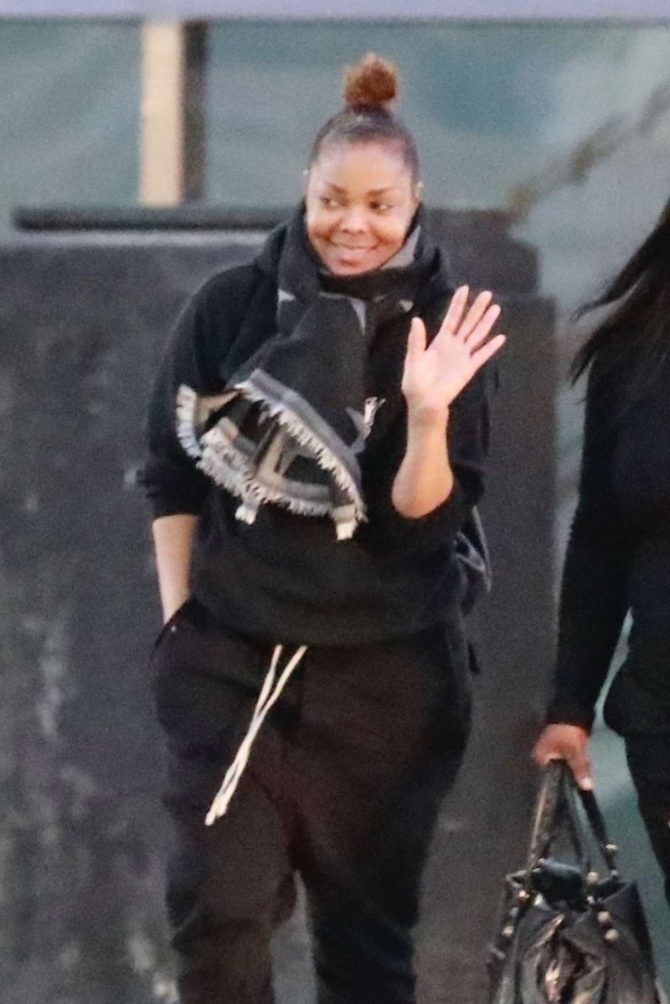 Janet Jackson - Out in Los Angeles
