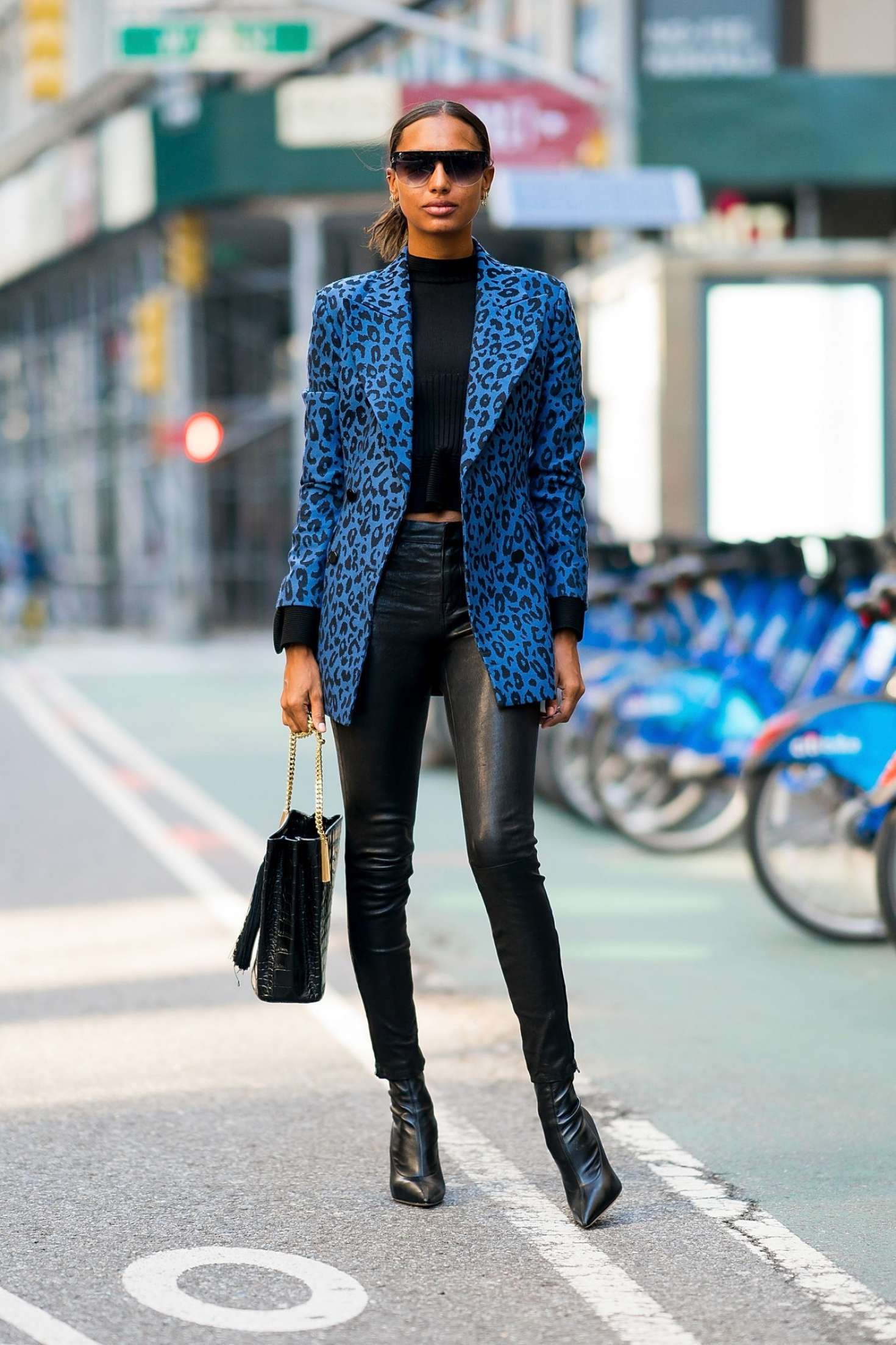 Jasmine Tookes - Arriving at the Victoria's Secret offices for fittings in NY