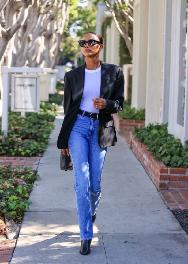 Jasmine Tookes - Shopping in West Hollywood