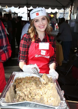 Jen Lilley - Los Angeles Mission Thanksgiving For The Homeless in LA