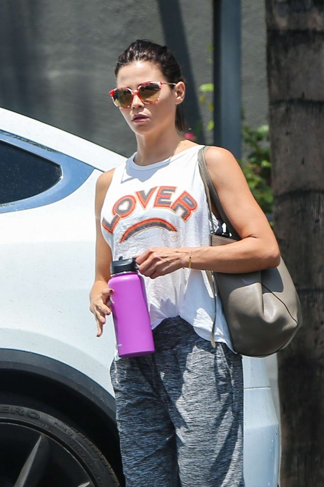 Jenna Dewan - Leaves her gym in West Holywood