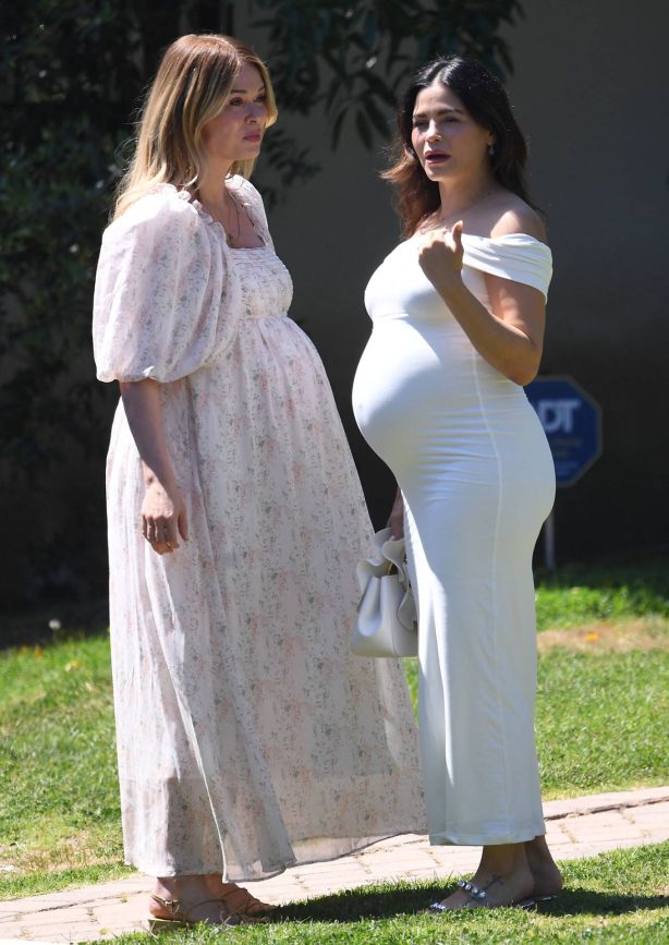 Jenna Dewan - Seen At A Baby Shower In Los Feliz