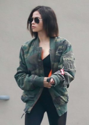 Jenna Dewan Tatum - Arriving at yoga class in Studio City