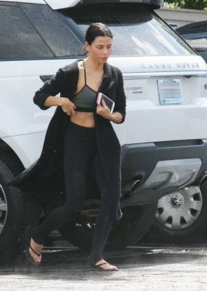 Jenna Dewan Tatum going to yoga studio in Los Angeles