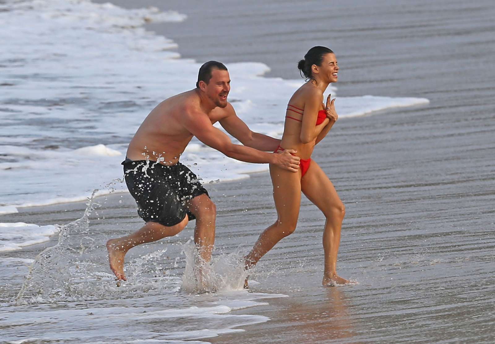 Jenna Dewan Tatum in Red Bikini in Hawaii. 