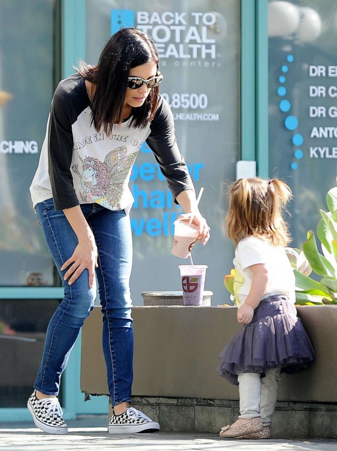 Jenna Dewan Tatum in Jeans Out in Los Angeles