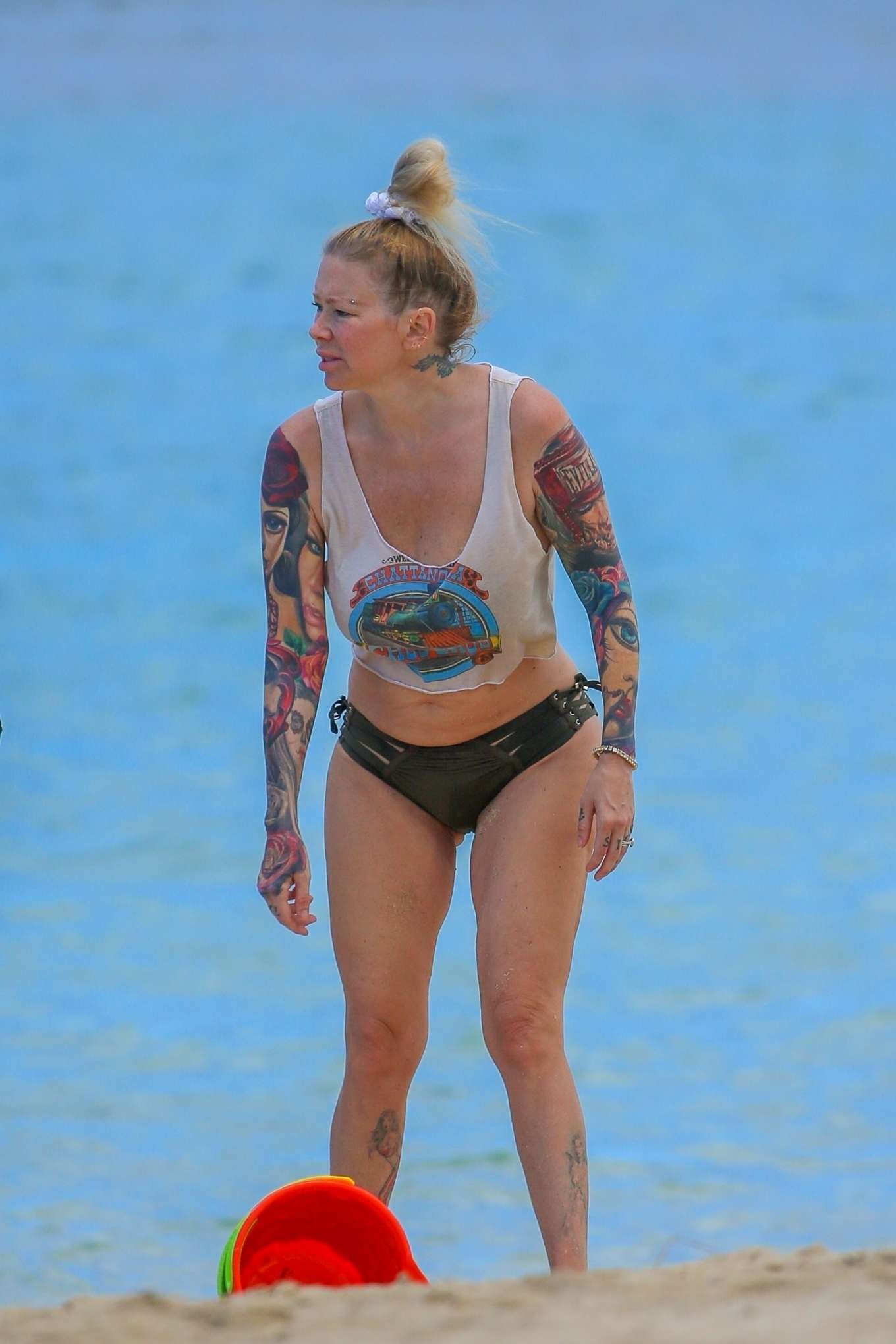 Jenna Jameson in Bikini on vacation in Hawaii. 