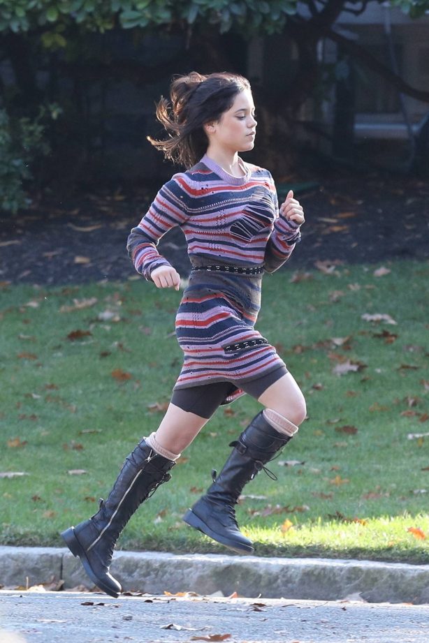 Jenna Ortega - Filming sprinting scene on set in Boston