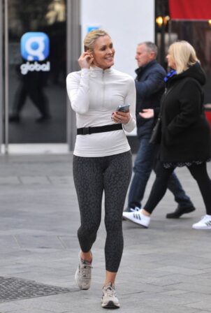 Jenni Falconer - Seen after workout in London