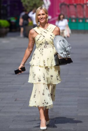 Jenni Falconer - Spotted outside the Global Radio Studios in London