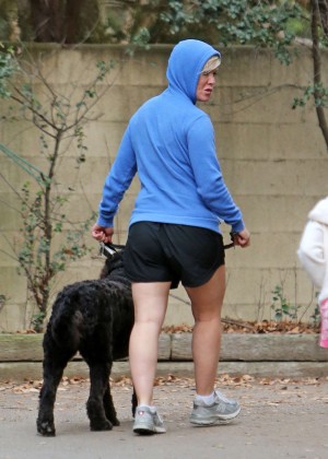 Jennie Garth in Shorts Walking her dog in Los Angels