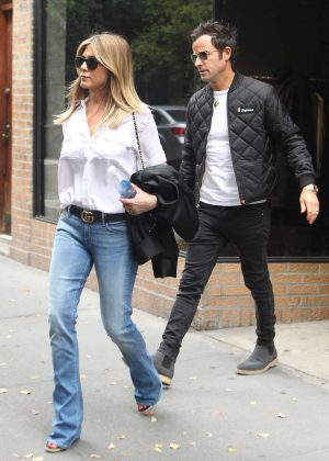 Jennifer Aniston and Justin Theroux Shopping in New York