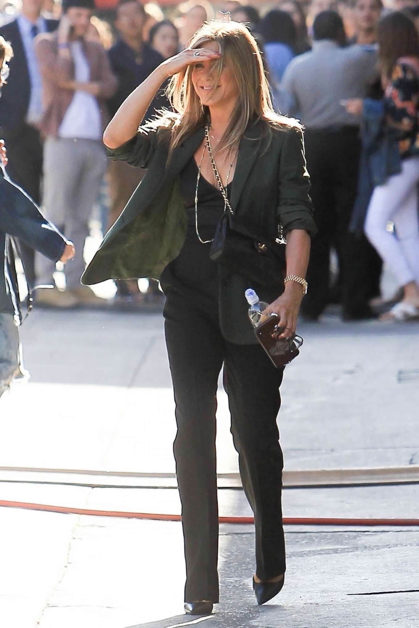 Jennifer Aniston â€“ Arrives at Jimmy Kimmel Live! in Los Angeles