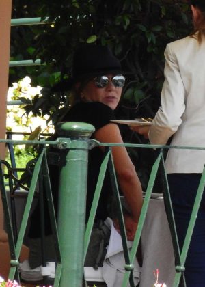 Jennifer Aniston having lunch in Portofino