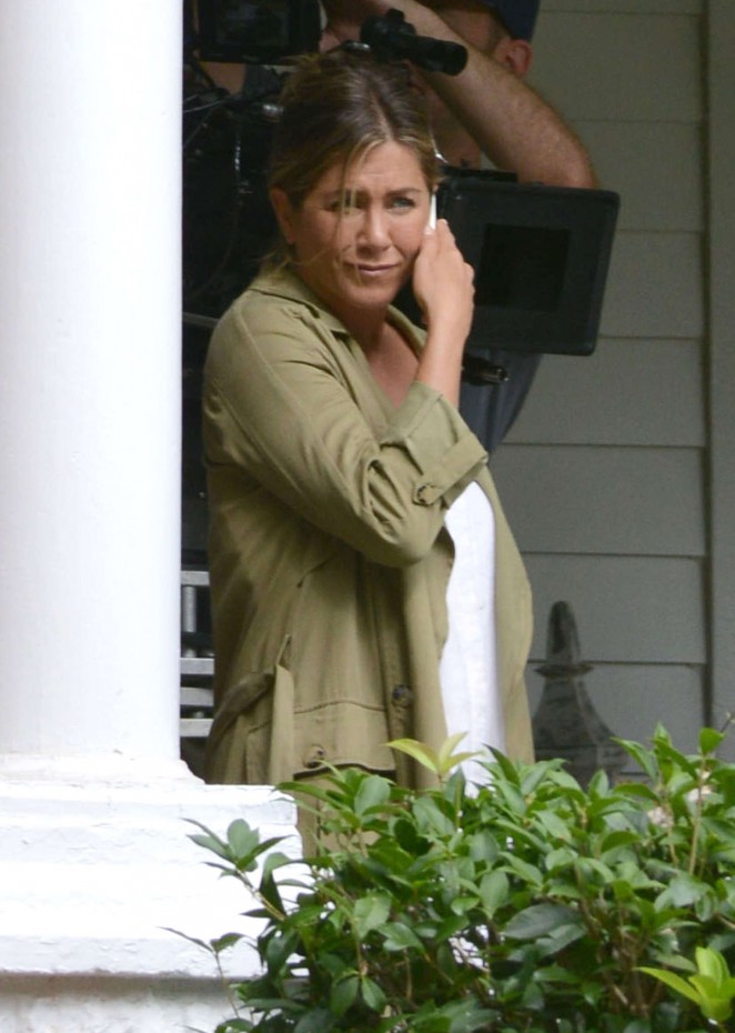 Jennifer Aniston on the Set of 'Mother's Day' in Atlanta