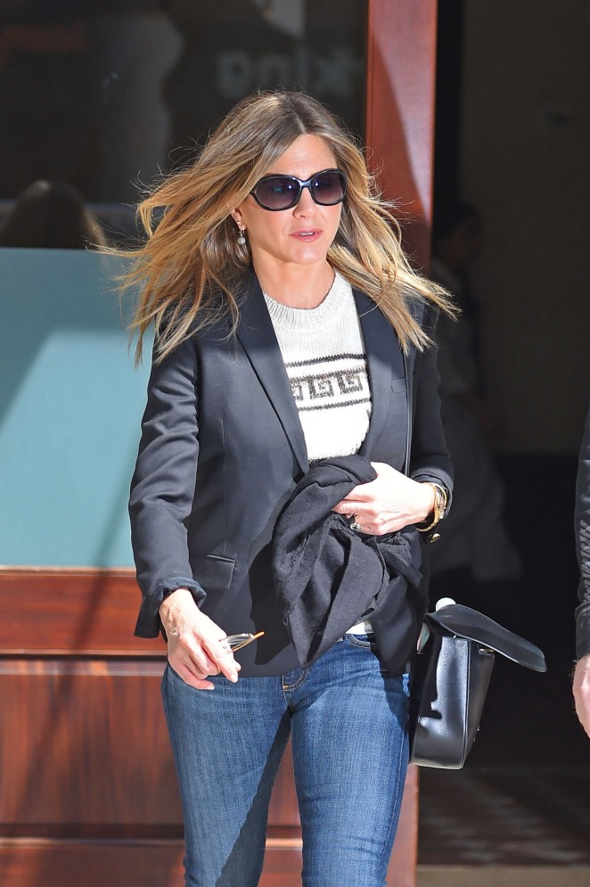 Jennifer Aniston in Tight Jeans Out in NYC