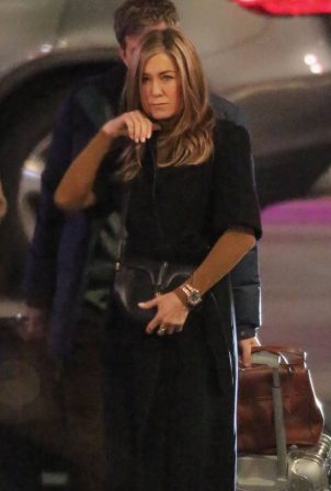 Jennifer Aniston - 'The Morning Show' set filming in Los Angeles