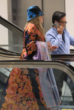 Jennifer Coolidge - Seen at LAX Airport in Los Angeles