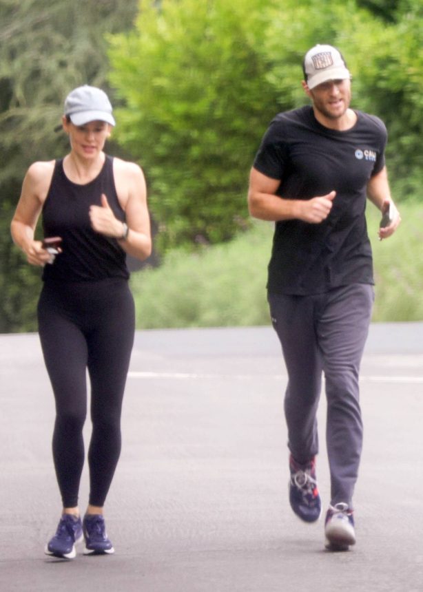 Jennifer Garner - And John Miller spotted jogging in Brentwood