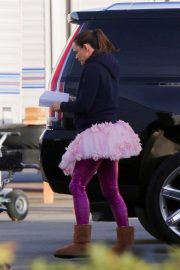Jennifer Garner - Heads to work wearing a Tutu on the set of 'Yes Day' in Los Angeles