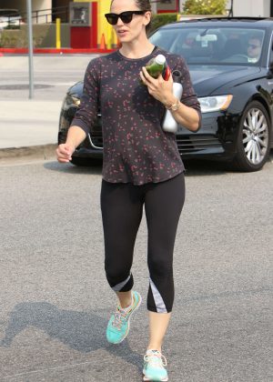 Jennifer Garner in Tights Heading to the Gym in LA