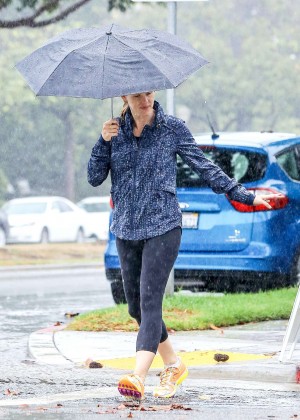 Jennifer Garner in Tights Out in Brentwood