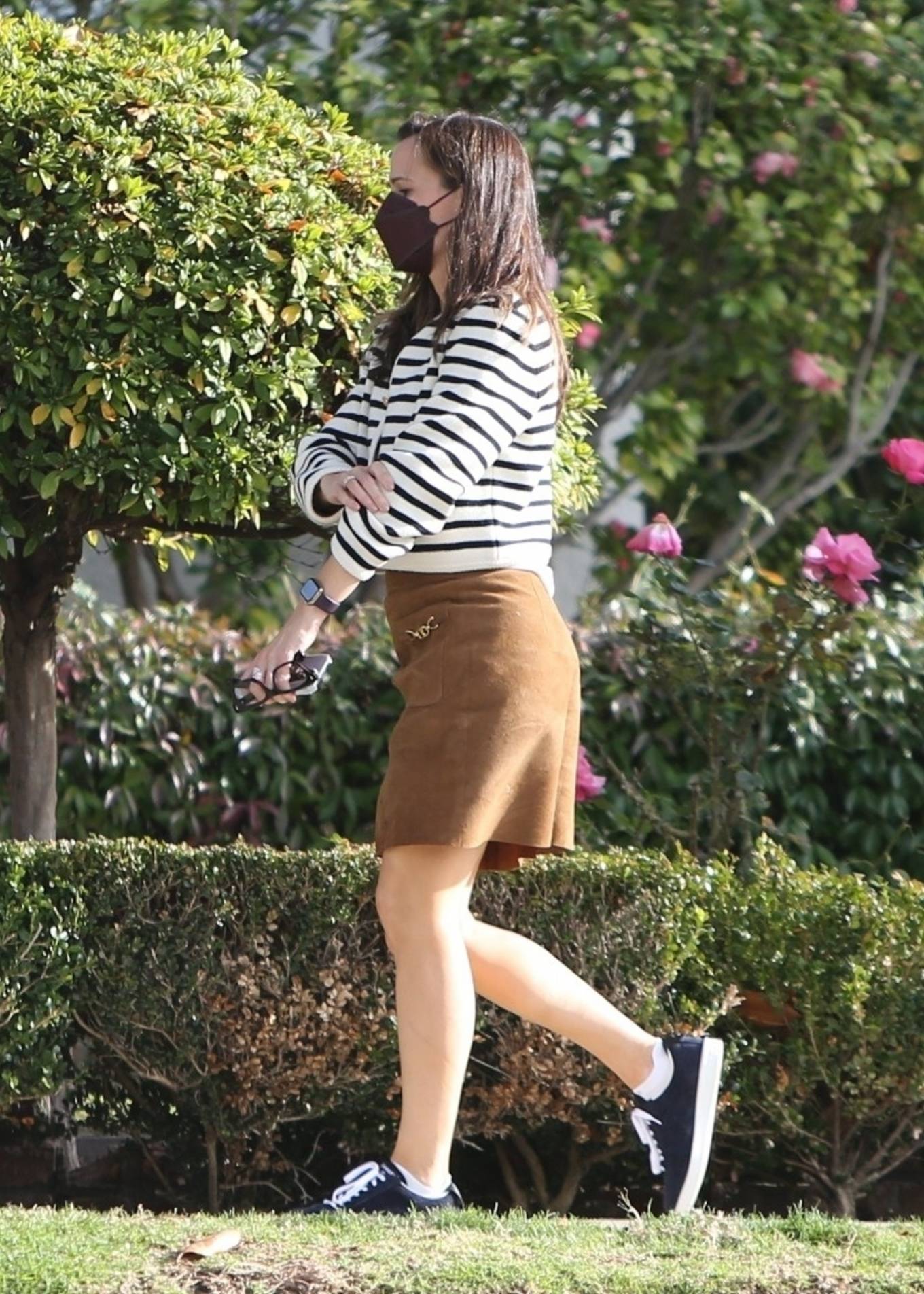 Jennifer Garner - Out and about in Brentwood