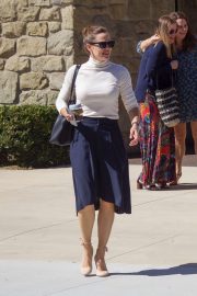 Jennifer Garner - Seen leaving church in Pacific Palisades