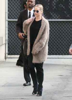 Jennifer Lawrence - Arrives at 'Jimmy Kimmel Live' in Hollywood