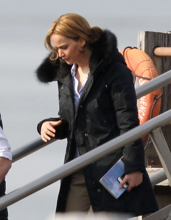 Jennifer Lawrence - Filming 'Joy' in Massachusetts