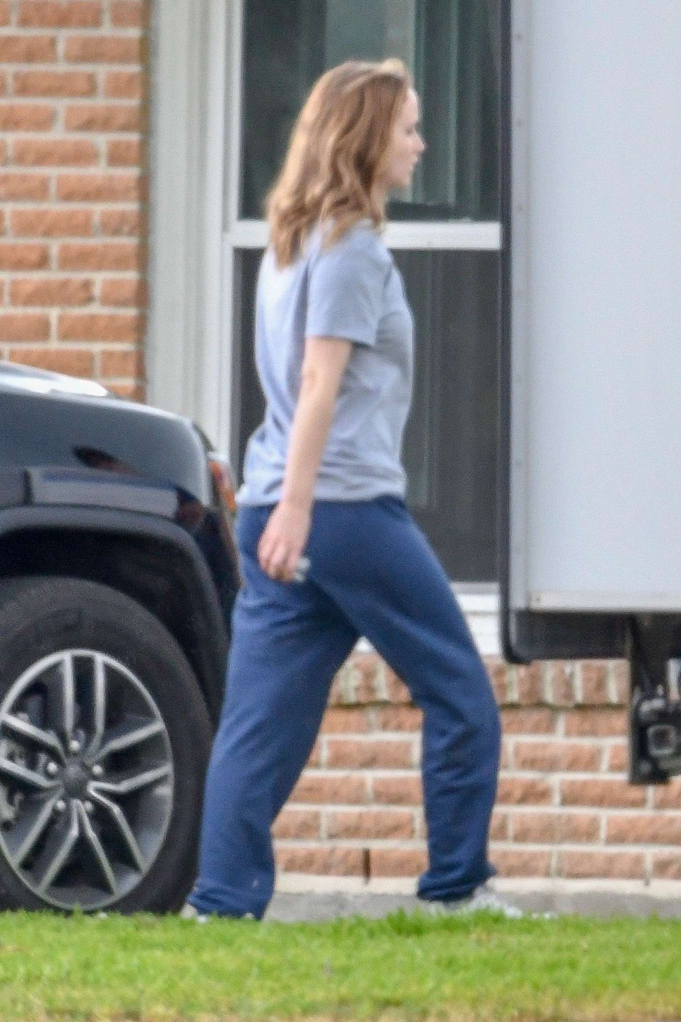 Jennifer Lawrence â€“ On The Set Of Untitled Lila Neugebauer Project In New Orleans