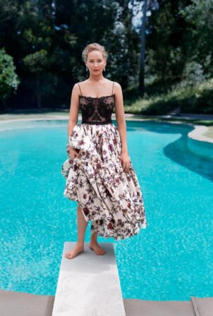 Jennifer Lawrence - Vogue US (October 2022)