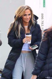 Jennifer Lopez - Arrives on the set of Hustlers in NYC